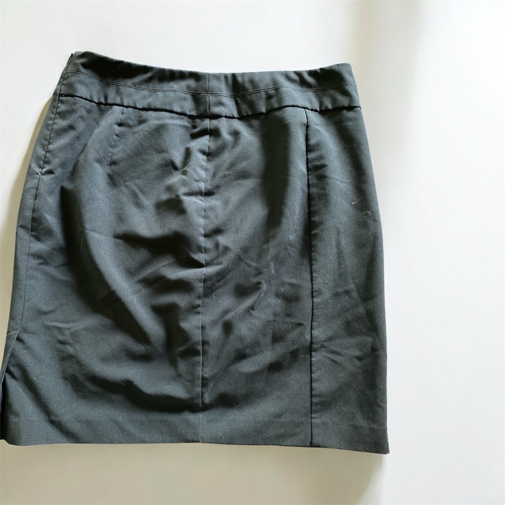 George Classic Black Skirt